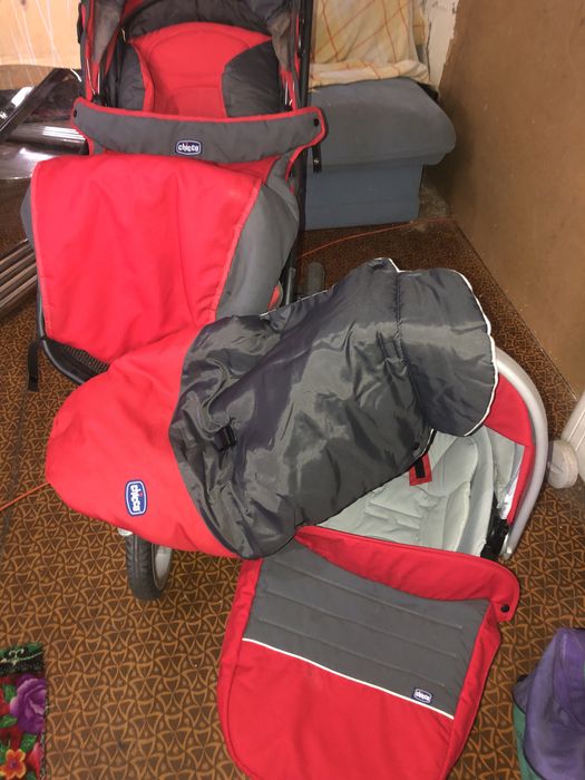 Коляска всесезенная Чико Chicco