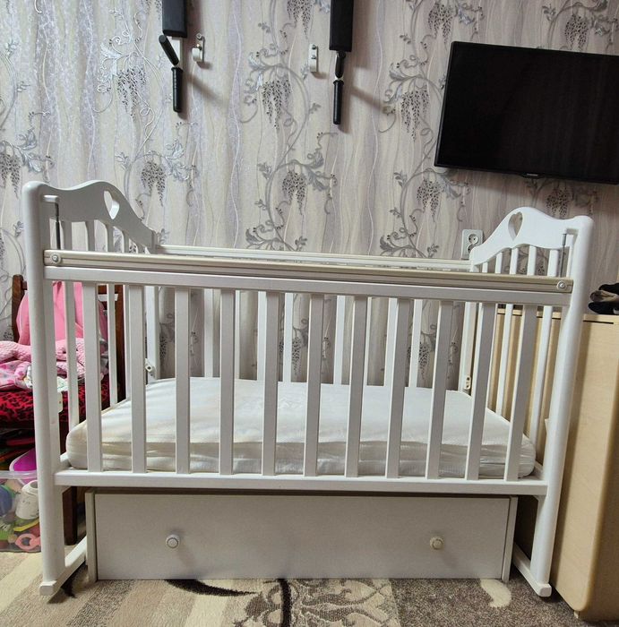 Кроватка детская