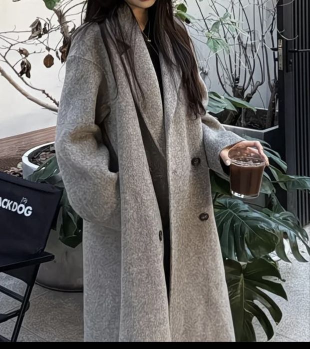 Продам пальто новое