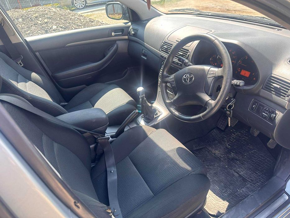 НА ЧАСТИ Toyota Avensis 2.2 D-4D 150к.с 2007г