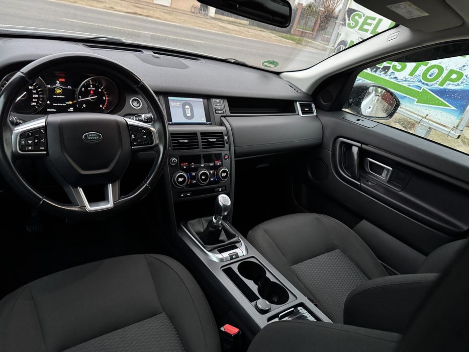 Land Rover Discovery Sport • An 2017 • 2.0D • 150 CP • Recent Adus