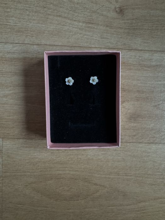 Серьги по 500 тенге