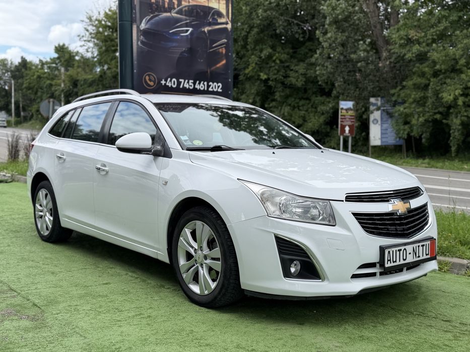 Chevrolet Cruze 2013 si in Rate