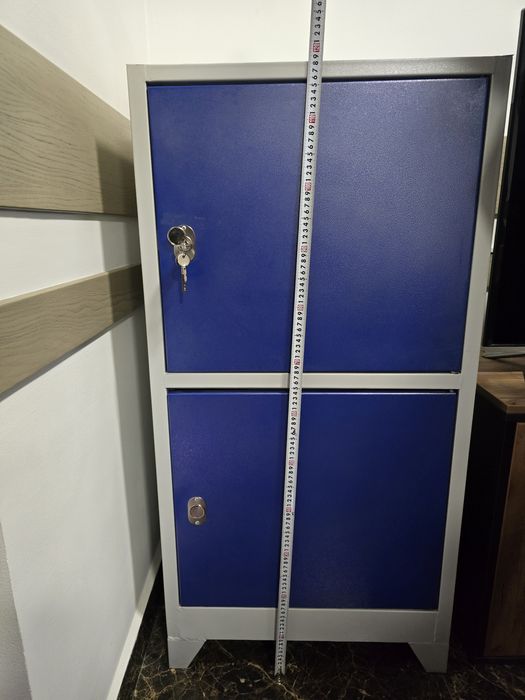 Сейф металлический