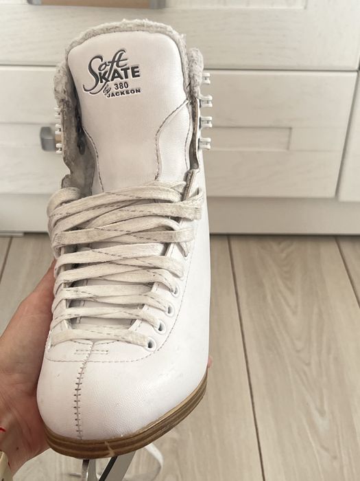 Коньки JAKSON р-р 36