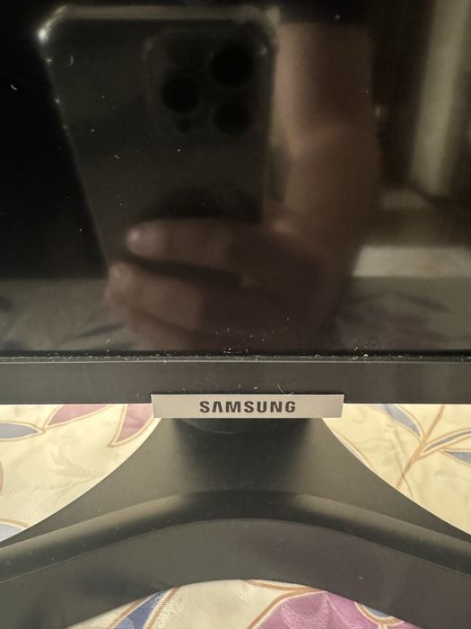 Телевизор samsung