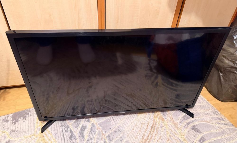 Televizor LED Full HD Samsung, 80 cm, Clasa A+