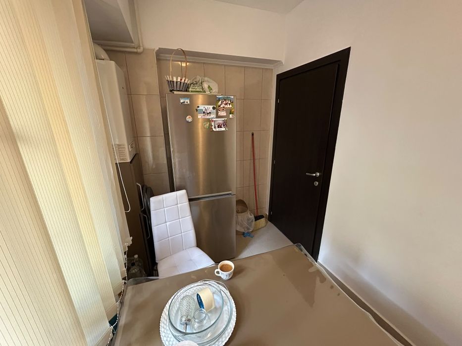 De închiriat apartament cu 2 camere