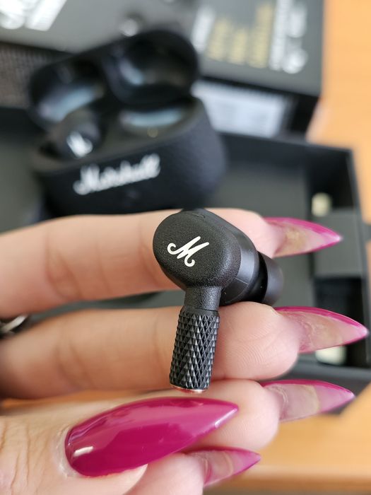 Пълен комплект Marshall Motif II A.N.C. – Като нови!