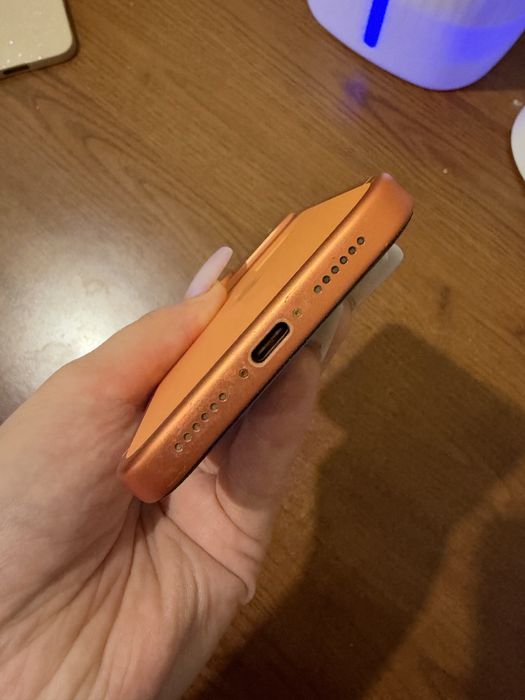 Продам iphone 17pro max 256gb
