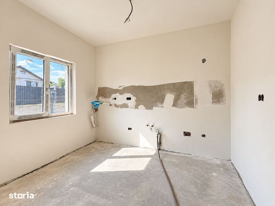 Casa Pe un Nivel - SU 90MP I Teren 490MP - la Intrare in Campenesti