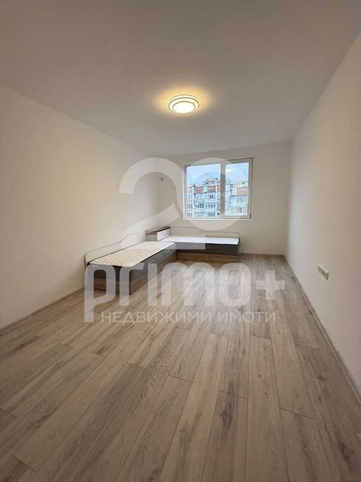 Дава се под наем Тристаен апартамент в Велико Търново, Колю Фичето - 90 кв.м за 459 € - Снимка #7