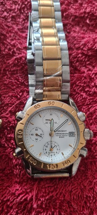 Ceasuri cronograf,  Alarmă  , fosfor , în stare noi fără cutie .