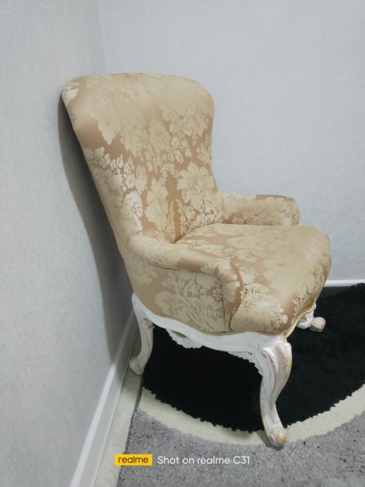 Кресло отличное 1 штука. 1 дона.