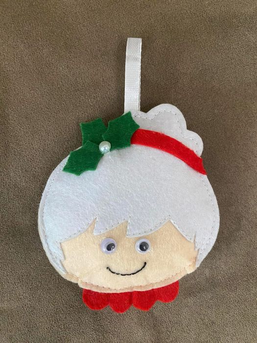 Коледни играчки от филц