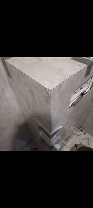 Кафель, обои, ламинат