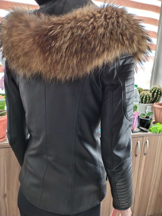 Женски Яке и Елече