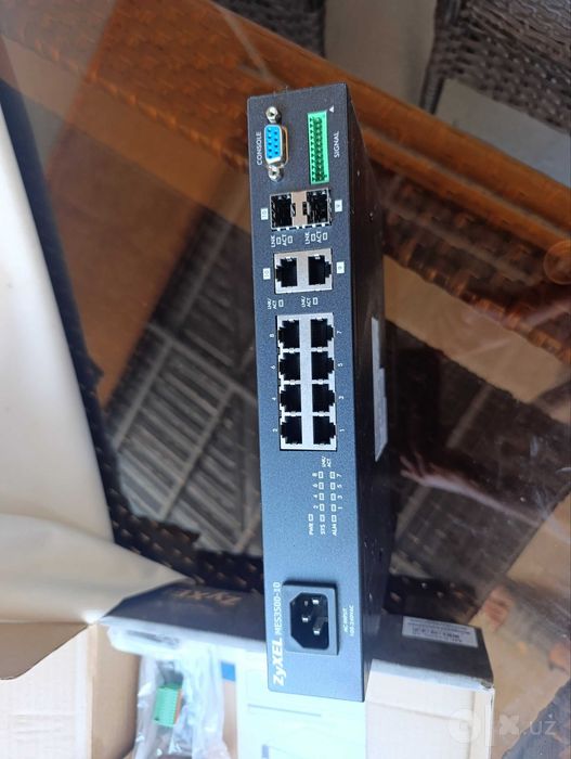 Zyxel switch свитч sotiladi yengi 10talik