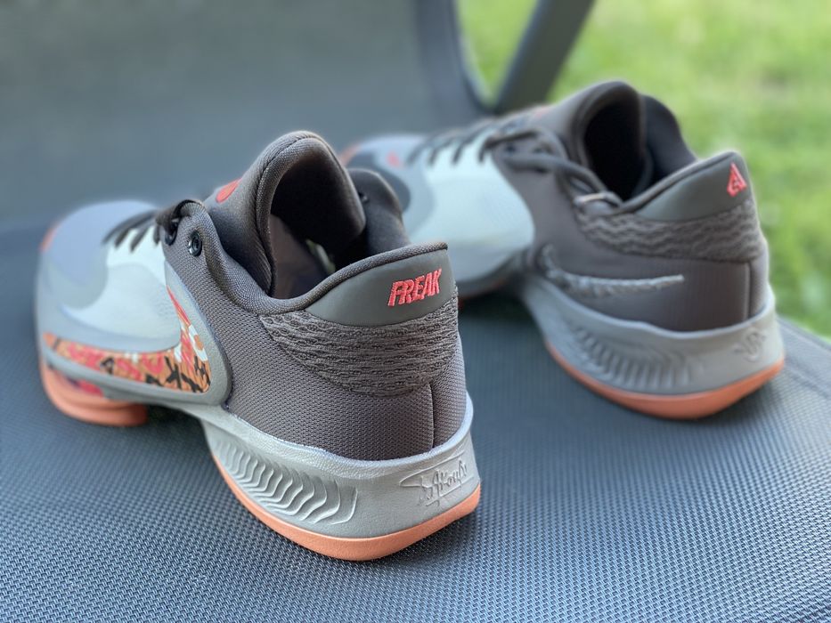 Adidasi Originali Nike Zoom Freak 4 Noi in Cutie Marime 36.5