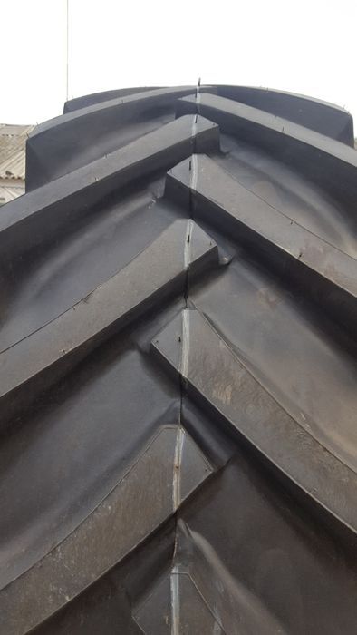 Cauciucuri noi radiale 20.8-38 cu 16PR trimitem si pe curier in R YWYZ