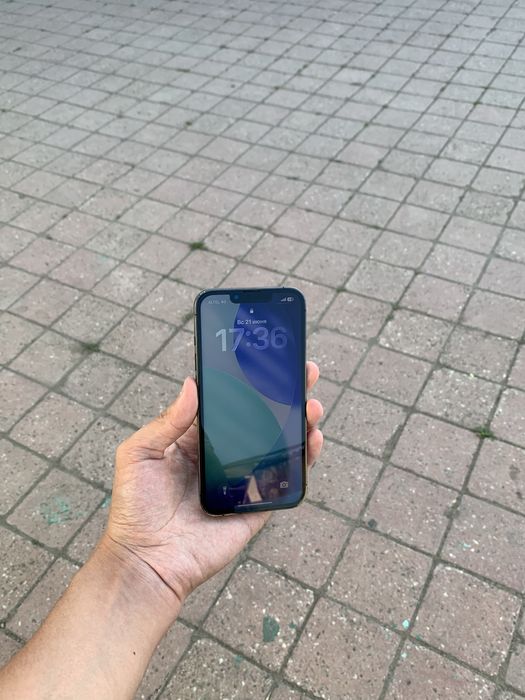 Продам срочно iPhone 13 Pro 256GB