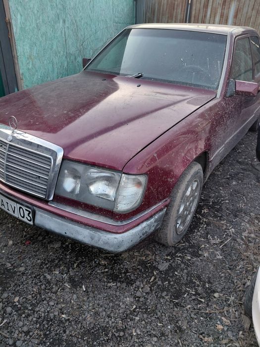 Продам 124 2.3 на январе с