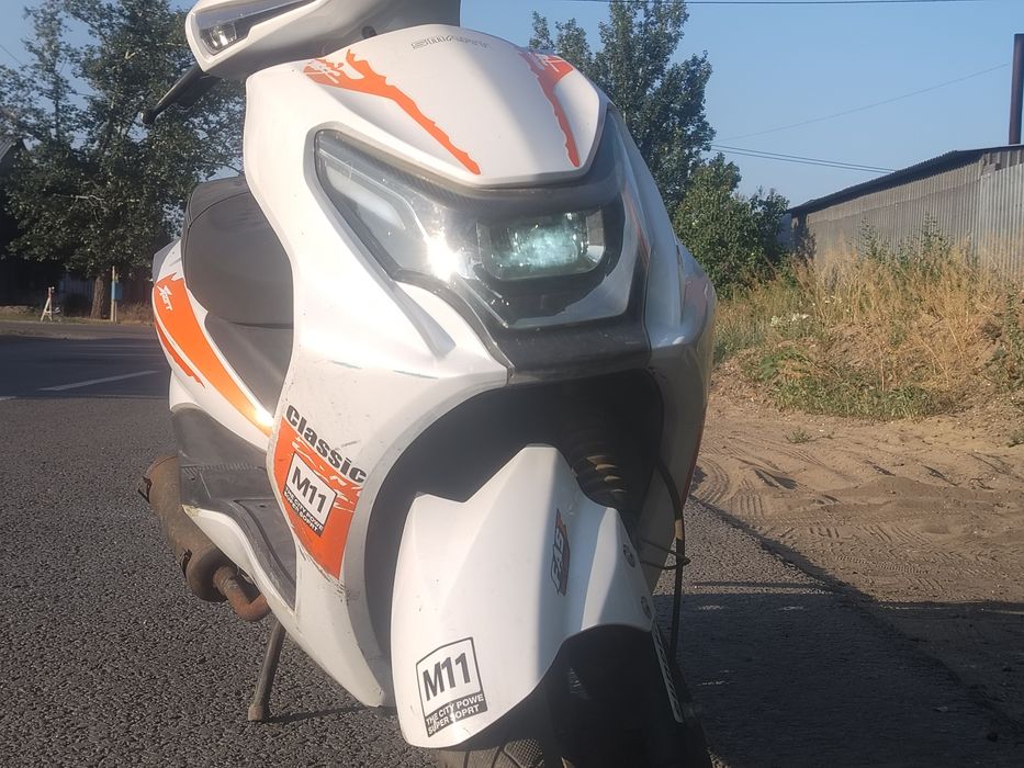 М11 скутер, мопед