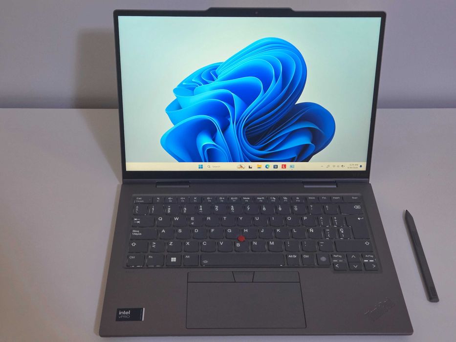 Lenovo ThinkPad X1 Yoga 2in1 - NOU garanție 32GB RAM slot SIM