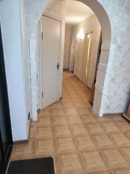 Дом продаю, 5-комнат, 7 соток