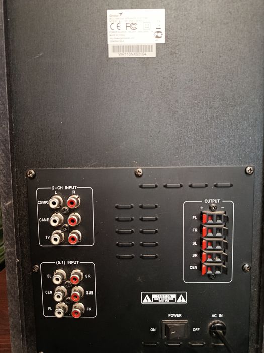 Vând sistem boxe Genius SW-HF5.1 5050V2 Nefunctional