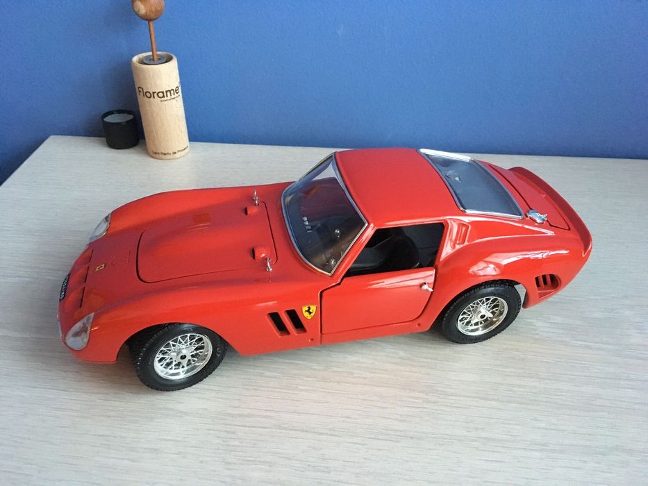 Ferari scale 1:18 Колекция! Нови!