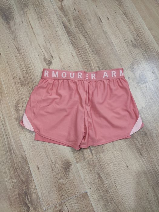 Pantaloni scurți de damă Under Armour mărimea L