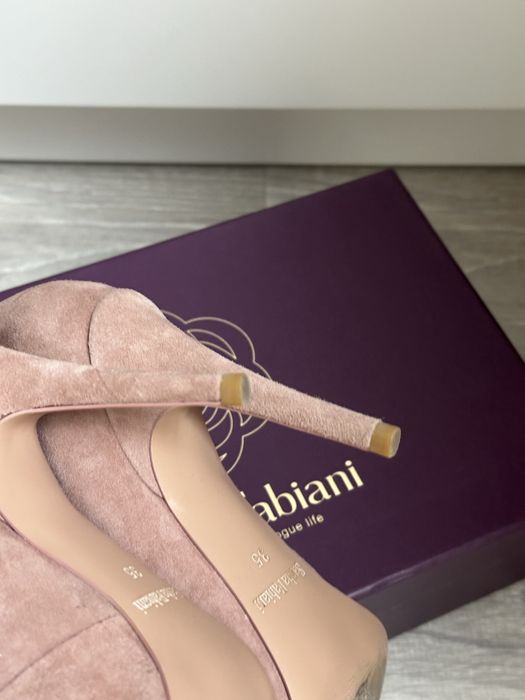 Женские туфли 35 размер