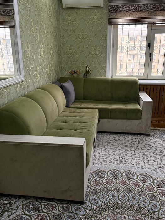 Диван большой б/у