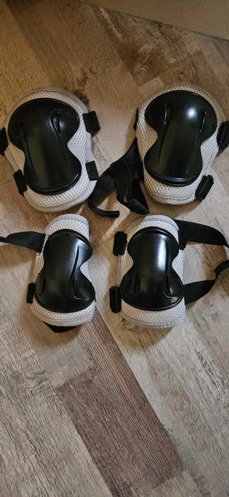 2 комплектa детски наколенки и налакътници