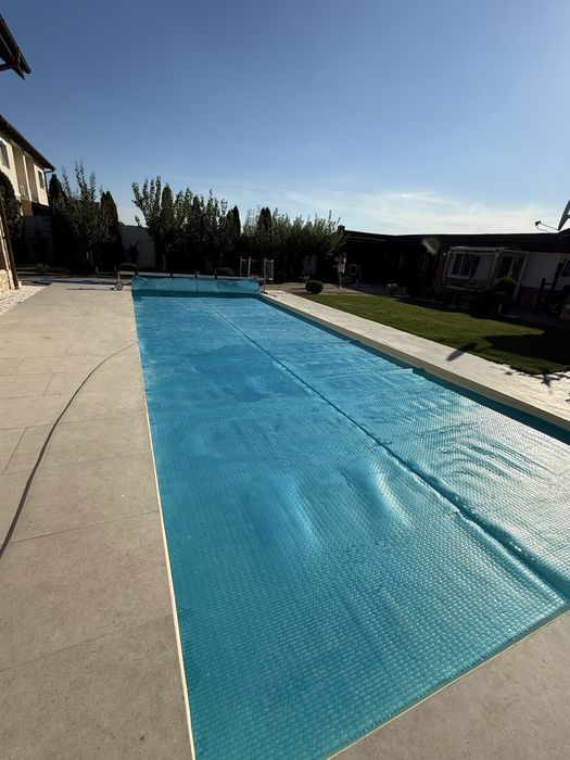 prelata piscina cu derulator manual
