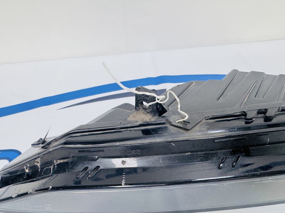 Proiector stanga led Skoda Superb 3 facelift dupa 2019 cod 3V0941699B