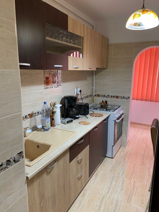 Vanzare apartament 2 camere zona Republicii