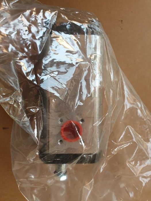 Pompa hidraulica Massey Ferguson 3080 , 3090 , MF3125 , 6190