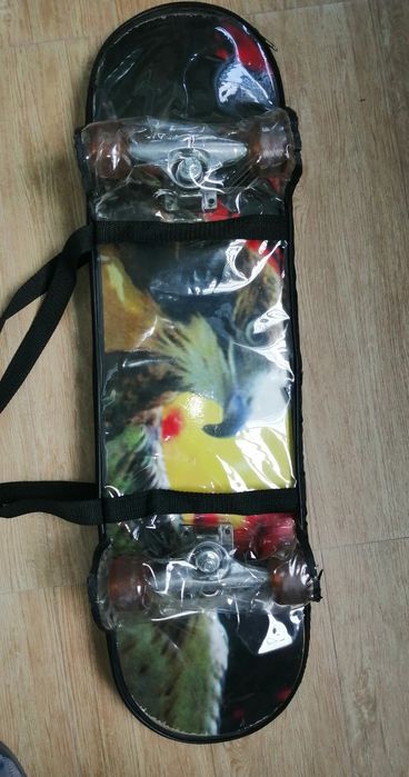 Skateboard, longboard.