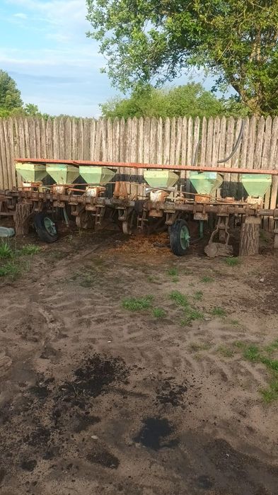 Vând utilaje agricole
