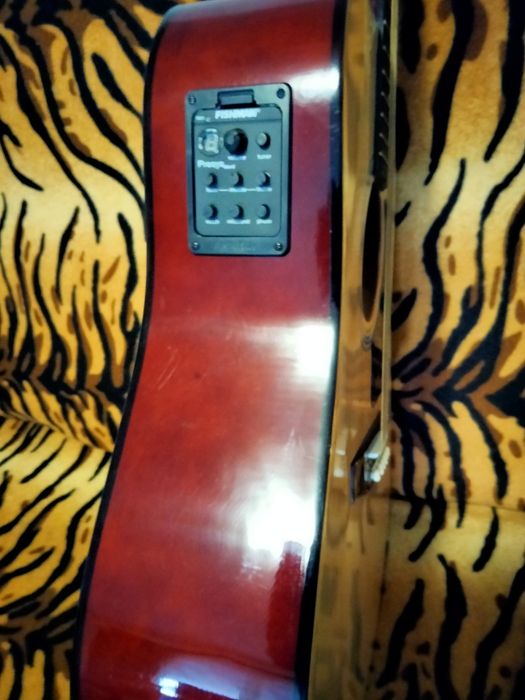 Електро акустична китара МSA CL200L