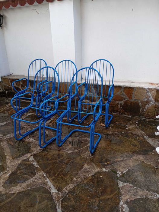 Стол градински метален