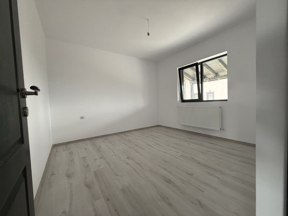 Casa la cheie Letcani