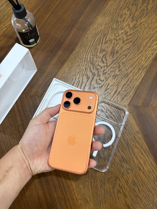 Iphone 17 pro 256 gb orange