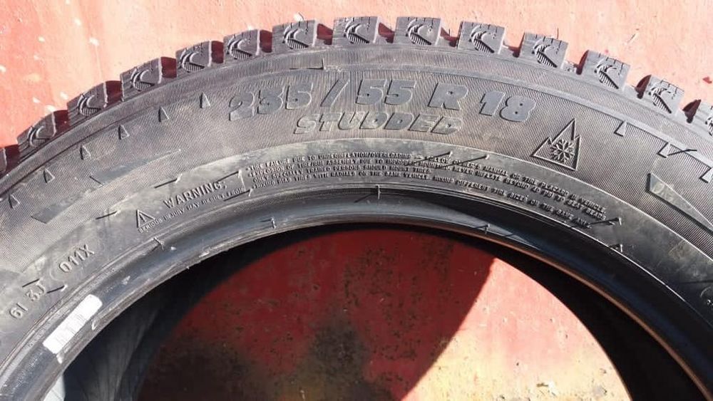 Колесо Шины шиповные,