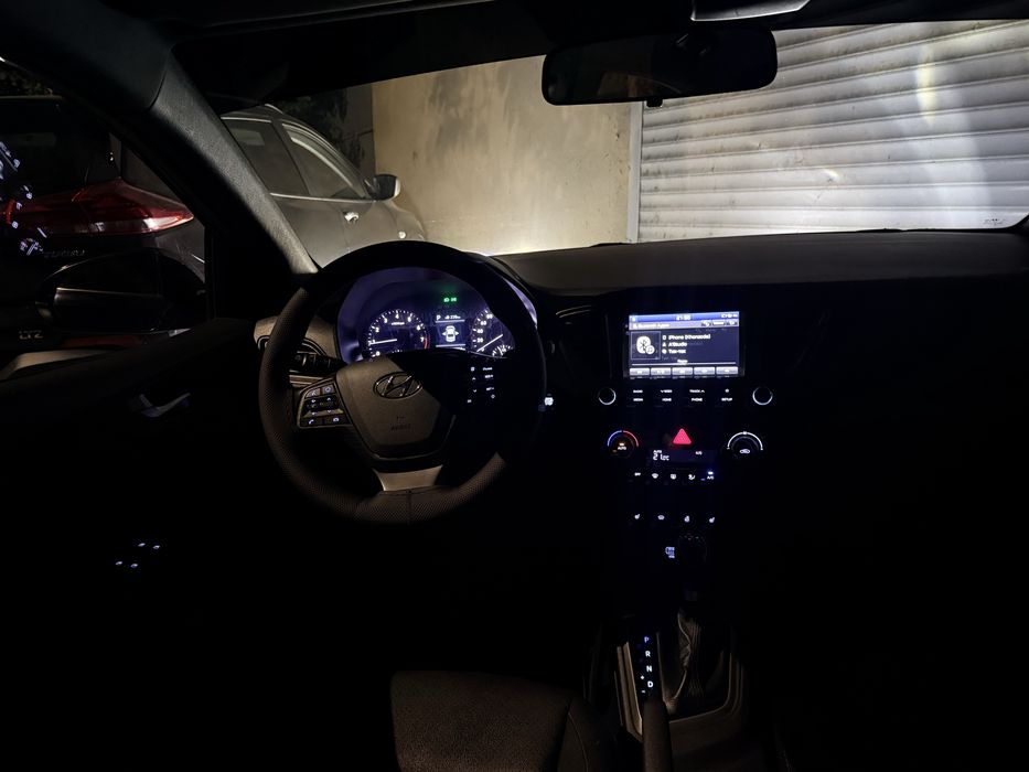 Hyundai Accent 1.6 full комплектиция