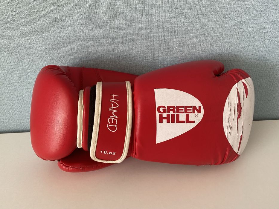 продам боксерский перчатки