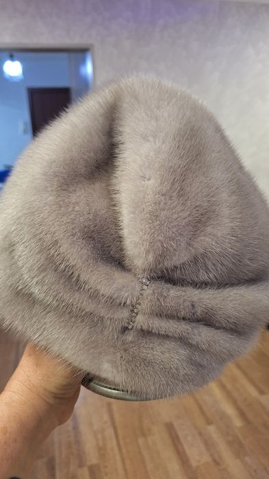 Продам шапку норковую