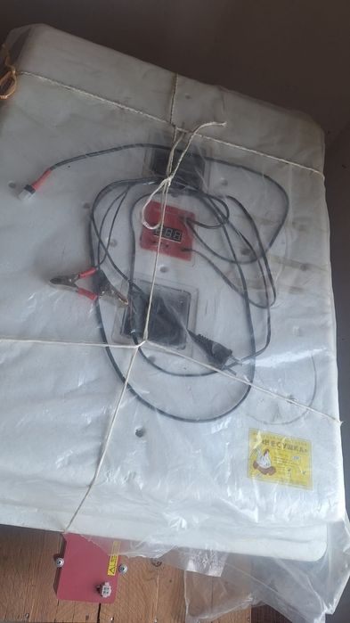 Продам инкубатор несушка 104